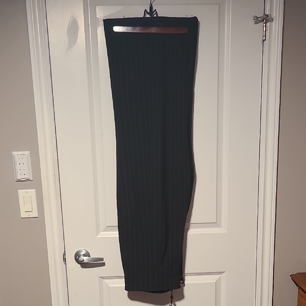 NWT Melanie Lyne Trousers